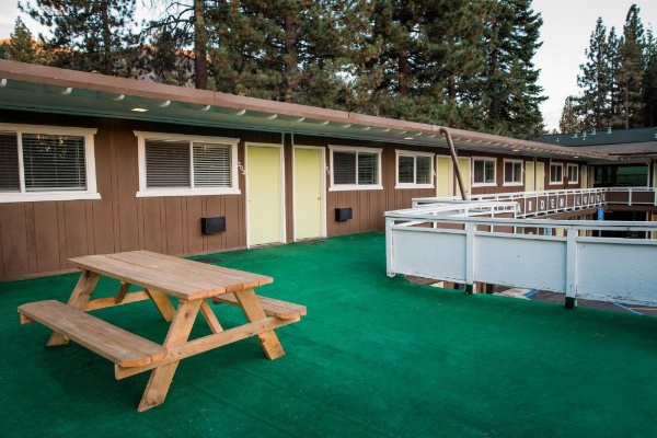 Tea Garden Lodge image 13